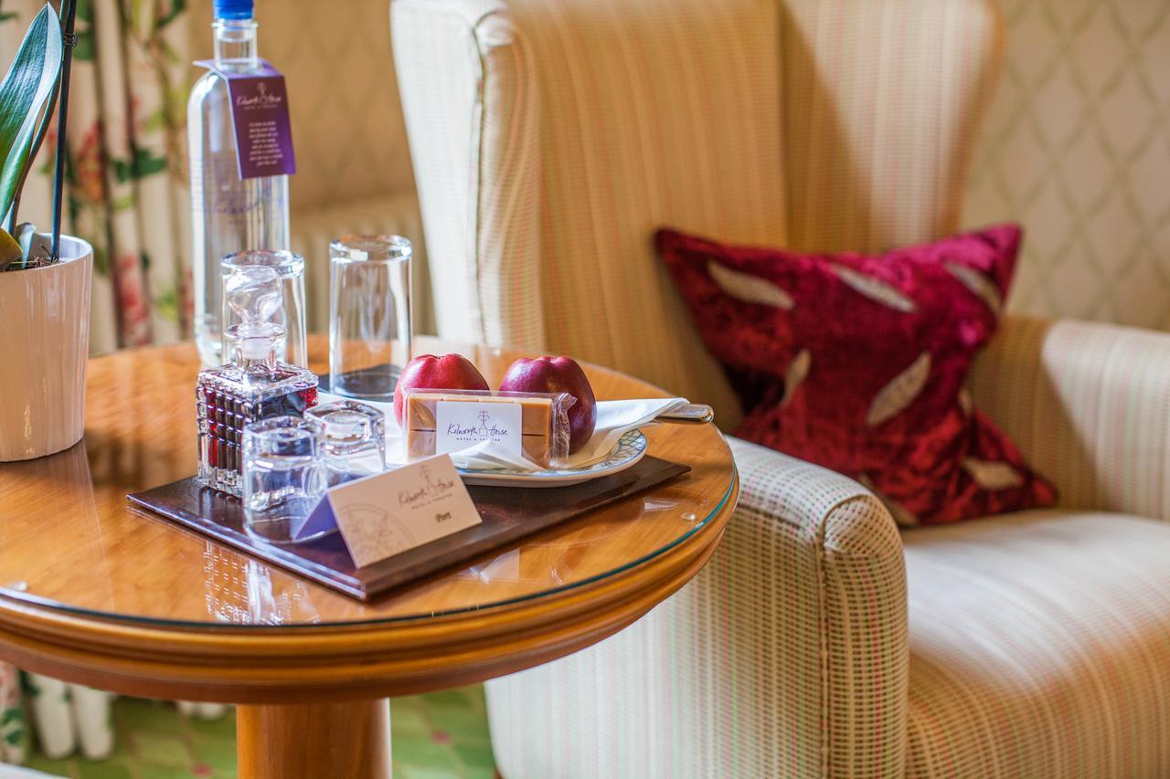 Kilworth House Hotel And Theatre ลัทเทอร์เวิร์ธ ภายนอก รูปภาพ
