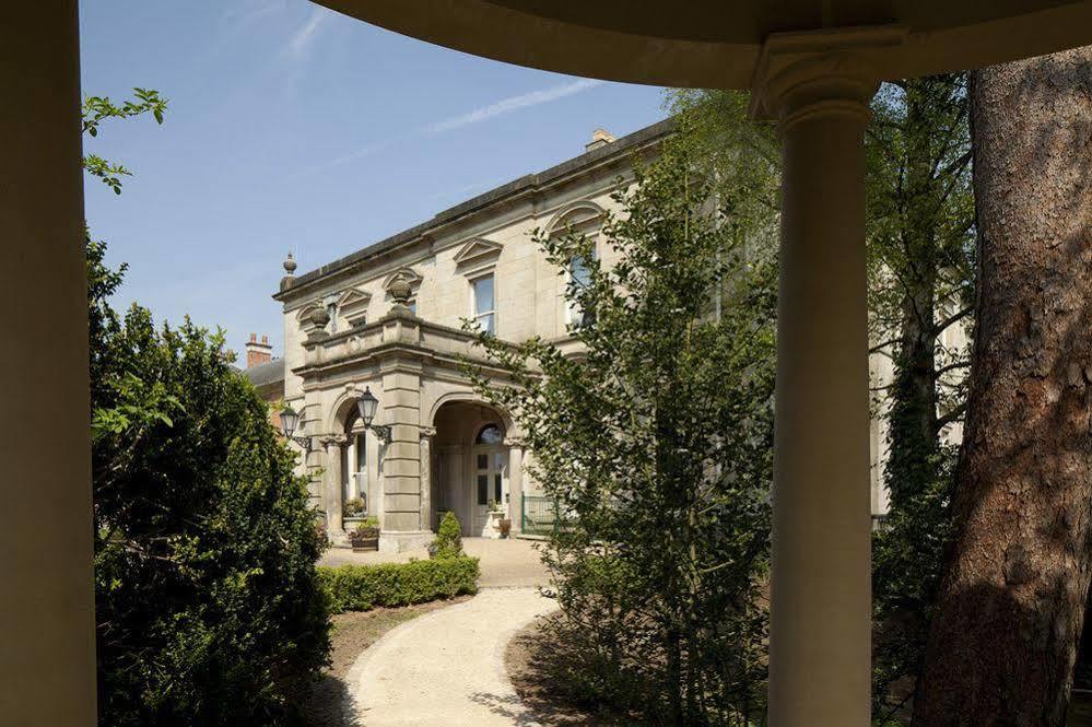 Kilworth House Hotel And Theatre ลัทเทอร์เวิร์ธ ภายนอก รูปภาพ
