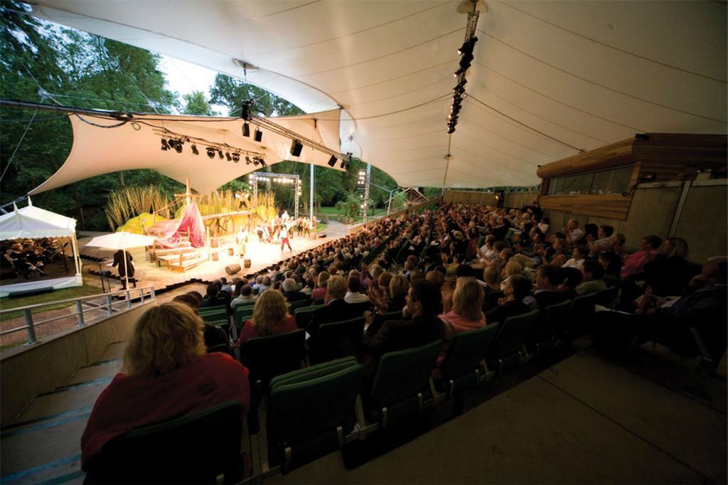 Kilworth House Hotel And Theatre ลัทเทอร์เวิร์ธ ภายนอก รูปภาพ